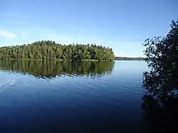 Lac des Settons.