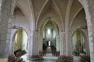 et collatéraux depuis la croisée,