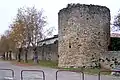La tour sud-est (nov.&nbsp;2011) 44°&nbsp;38′&nbsp;08,1″&nbsp;N, 0°&nbsp;19′&nbsp;12,2″&nbsp;O.