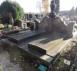 20. tombe de la famille Parent-Quinchon.
