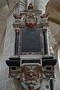 Monument funéraire de Marie Escarel.