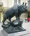 Statue d'un rhinocéros par Henri-Alfred Jacquemart.