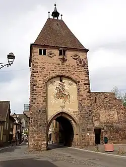 Façade est.