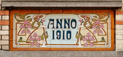 Millésime «&nbsp;Anno 1910&nbsp;».