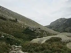 Refuge d'Asinau (1&nbsp;536&nbsp;m) sous l'Incudine.