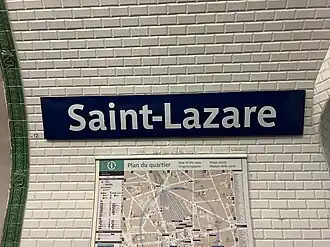 Plaque nominative de la station.