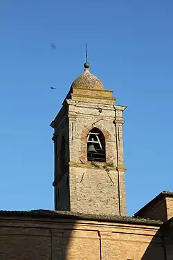 Le campanile.