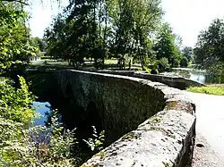 Côté aval.