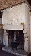 Une autre cheminée du XVIIe&nbsp;siècle.