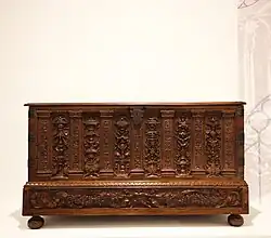 Coffre de mariage aux armes des familles Bertholon et Bellièvre (1512, musée des Beaux-Arts de Lyon).