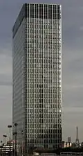 La tour Initiale en 2006.