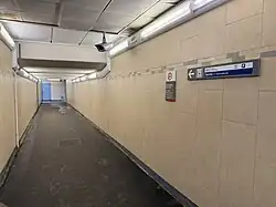 Passage souterrain.