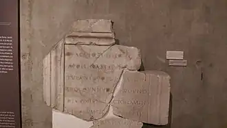 Base de la statue de Ti. Aquius Apollinaris, duumvir, juge et flamine de Mars AE 1966, 0252.
