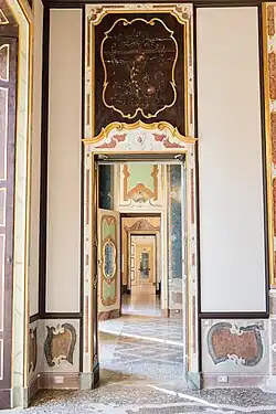 Un des couloirs.