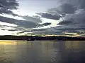 Le détroit de Magellan au coucher de soleil.