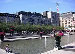 La façade est.