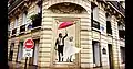 Oeuvre Parapluie du Collectif de Street Art LeMouvement (Collectif Street Art) Paris.