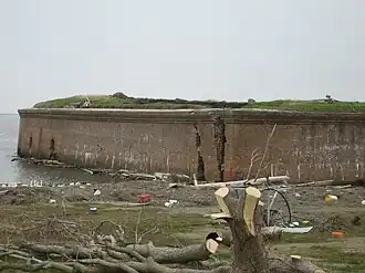 Fort Pike après le passage de l'ouragan Katrina en 2005.