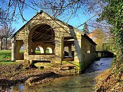 Le grand lavoir.