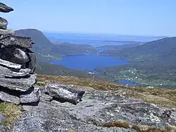 Le Foldfjorden vu depuis l'Arasvikfjellet.