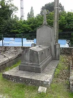 Tombe d'Antoine Bautista, maire provisoire de Cambrai.