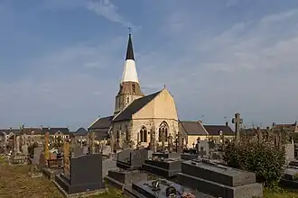 La flèche du clocher après sa restauration comme amer en 2024[5],[6]
