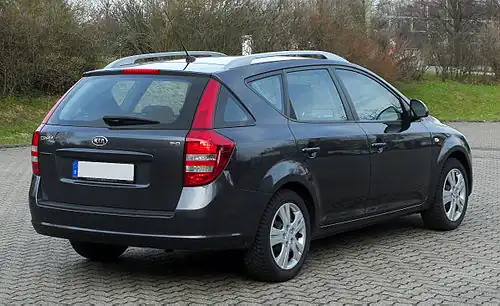Kia cee'd sw isg EX – Heckansicht, 13. Februar 2011, Mettmann