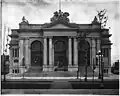 Le bain public et gymnase de Maisonneuve en 1916.