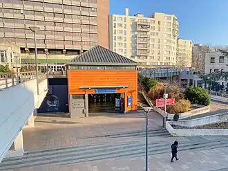 L'accès cours Blaise-Pascal.