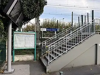 L'accès no&nbsp;3 « rue Antoine-Arnault ».