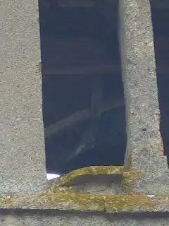 La cloche de l'église de Champlieu.