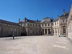 Côté ouest du palais depuis la cour intérieure.
