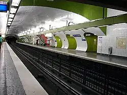Vue des quais de la station Gare du Nord.