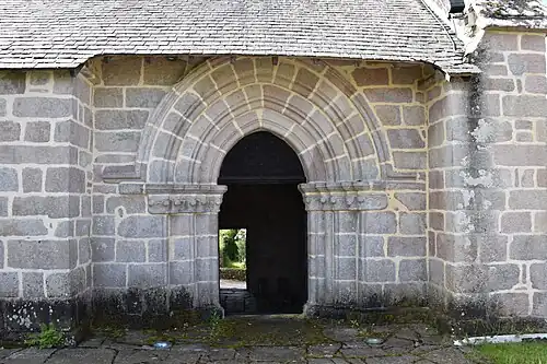 Le portail latéral nord