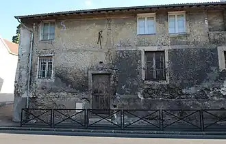 Bâtiment au 67 route des gardes, Meudon.