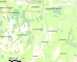Carte élémentaire montrant les limites de la commune, les communes voisines, les zones de végétation et les routes
