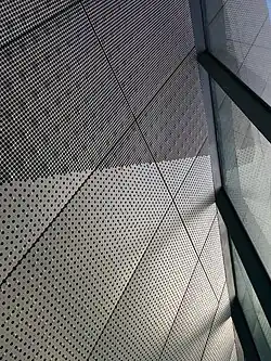 Plaques d'aluminium perforées