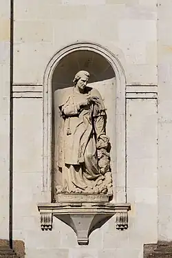 Statue de saint Étienne.
