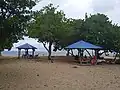 Carbets de la plage de l'Autre Bord.