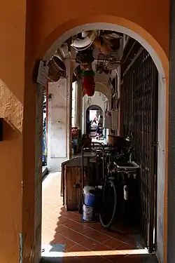 Un five-foot way à Singapour