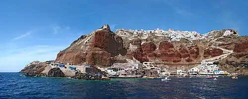 Oia (Santorin) et port d'Ammoúdi