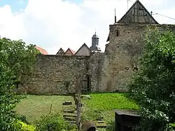 Rempart avec son fossé