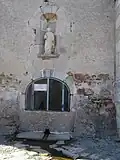La fontaine dite miraculeuse.