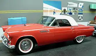 Ford Thunderbird (1955).