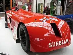 La Sunbeam 1000&nbsp;hp, surnommée Mystery car, avec laquelle il dépasse les 200&nbsp;mph en 1927
