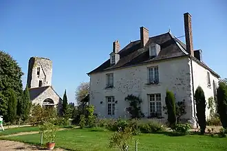 Le logis du prieur.