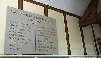 aux morts de 39-45.
