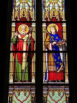 Saint Solenne et saint Louis, les deux patrons historiques de l'église (baie no&nbsp;9).