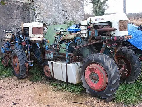 A quelques encâblures des vignes.