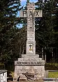 La croix du cimetière.